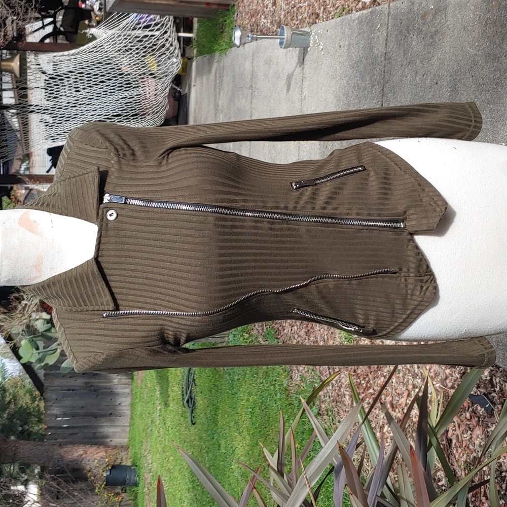 Long Sleeve Zipper Top Adult Small Army Green Super Cute